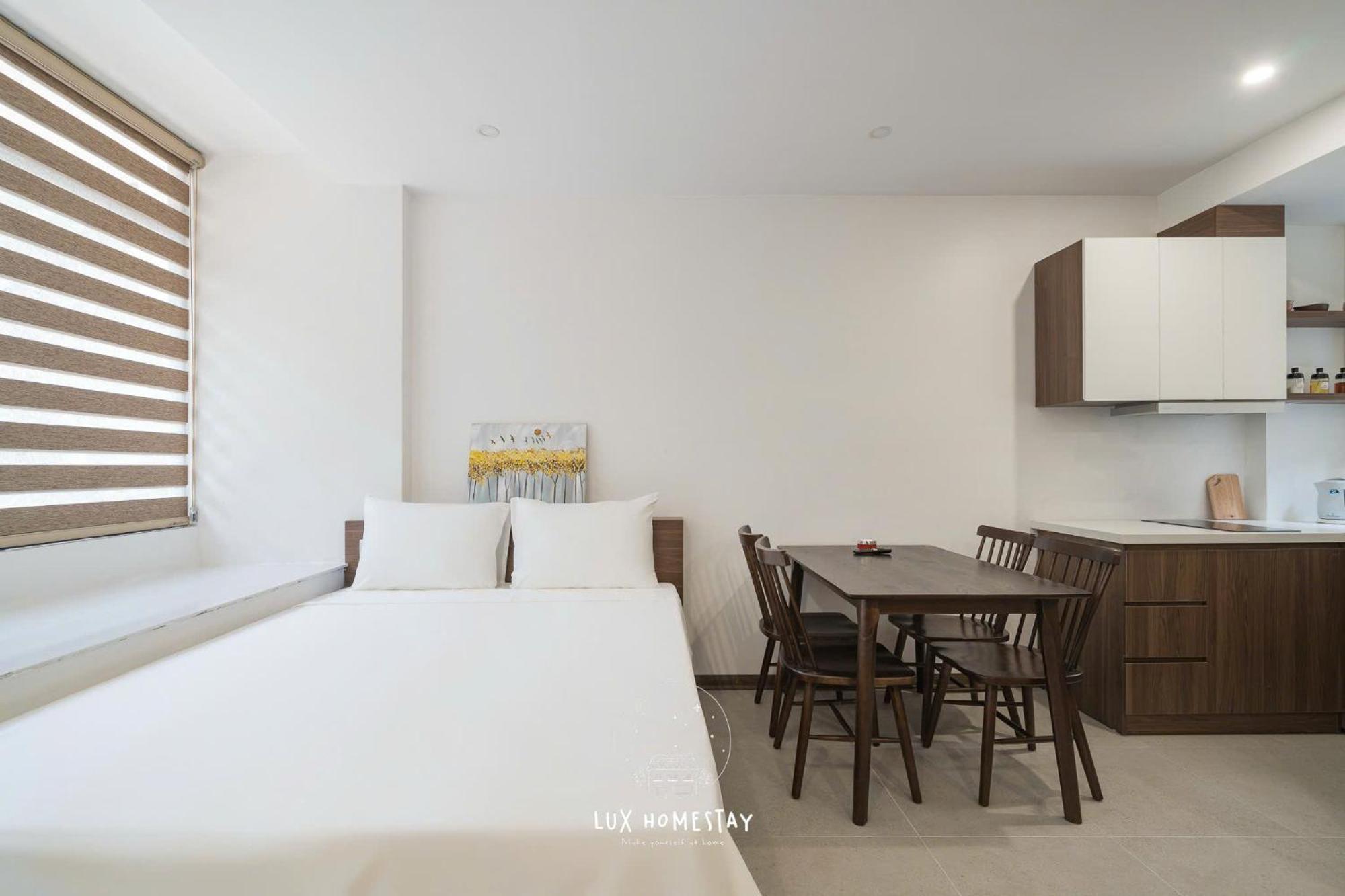 Lux Westlake Studio Ханой Экстерьер фото